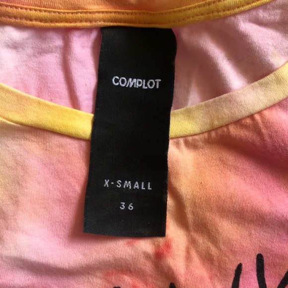 Punks not dead tee - Picture 3 of 4